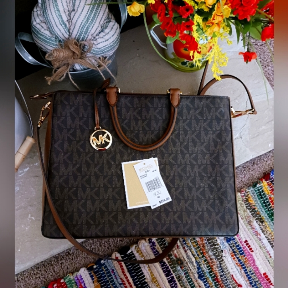 MICHAEL KORS PURSE